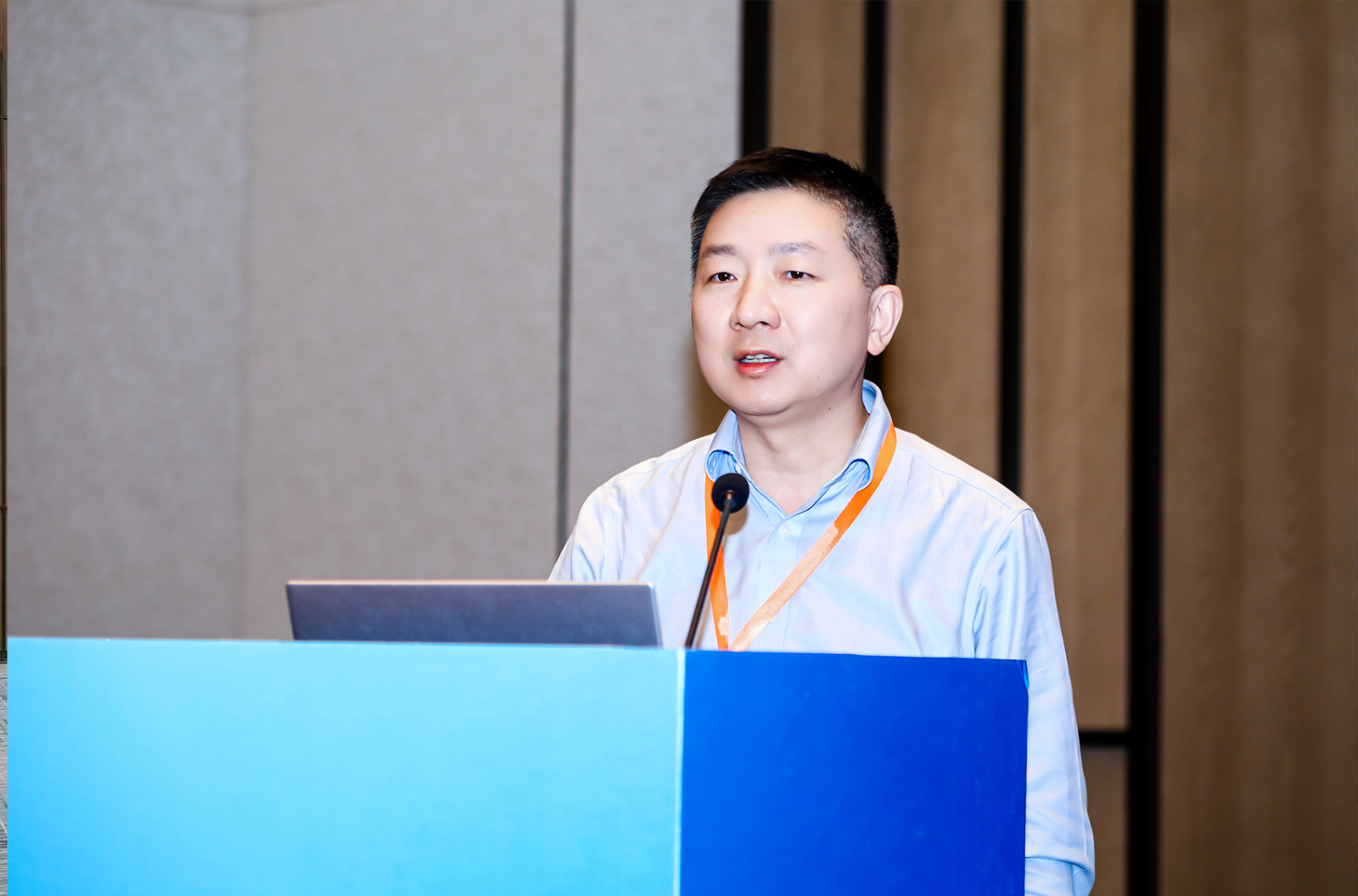 徐春雷.png 徐春雷.png